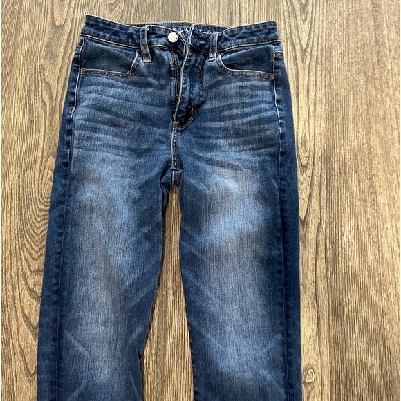 American Eagle Hi-Rise Skinny Jeans 360 Super Stretch Medium Wash Blue Size 2 - Picture 3 of 11